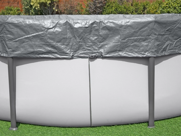 Fori di drenaggio contro l’accumulo d’acqua