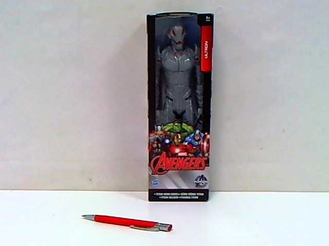 Figura Thor Marvel Avengers Titan Hero Series 30 cm