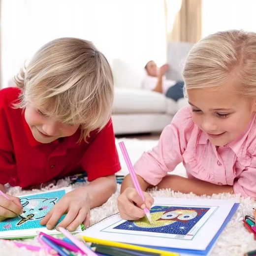 Divertimento creativo per bambini e famiglia