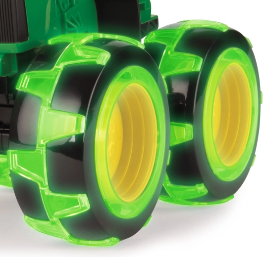 Design robusto ispirato a JOHN DEERE