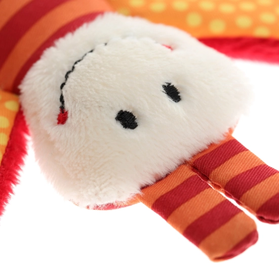 Dettagli ricamati sicuri e design adorabile