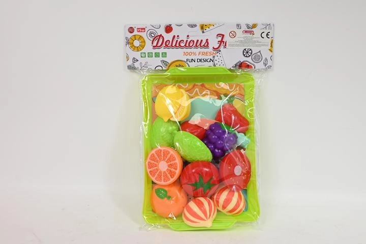 Frutta per bambini da tagliare su vassoio