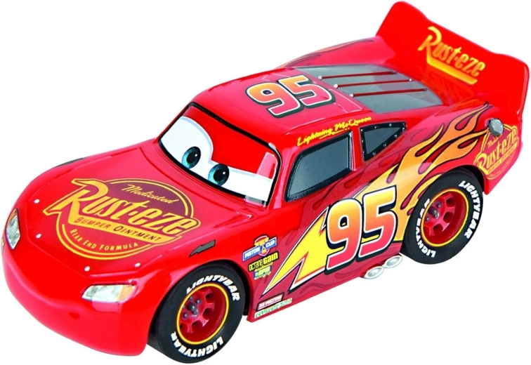 Lightning McQueen con dettagli realistici
