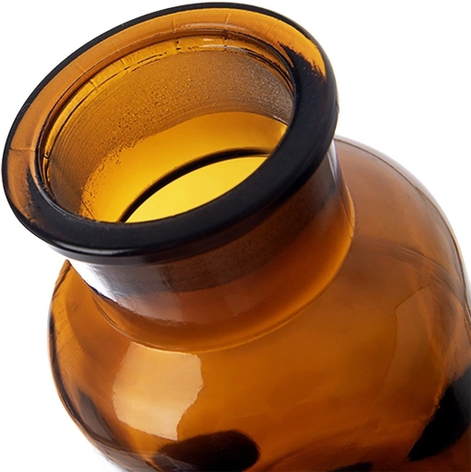 Collo largo per un riempimento semplice