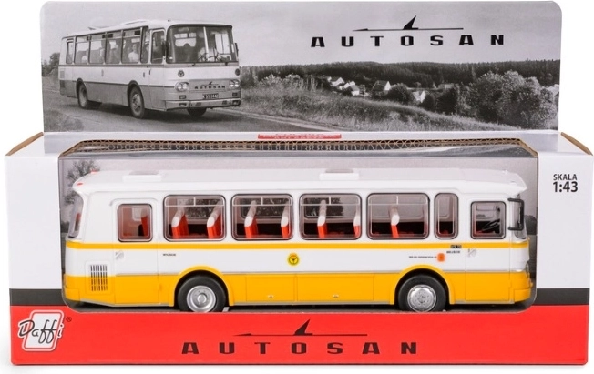 Modello di autobus Autosan H9-20 PKS nella livrea giallo-bianca