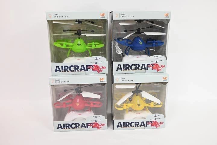 Mini drone telecomandato con controllo a gesti e ricarica USB