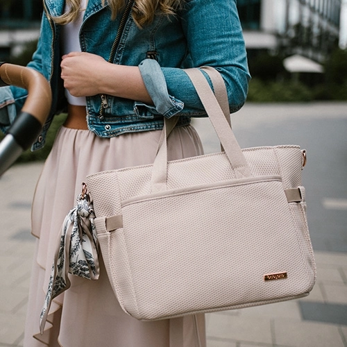 Trasporto confortevole e fissaggio al passeggino