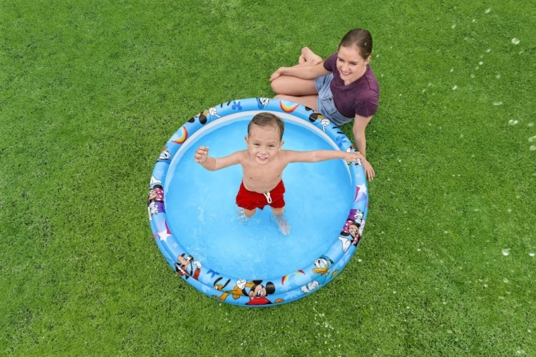 Divertimento in giardino