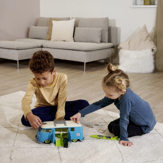 Struttura apribile con aree di gioco