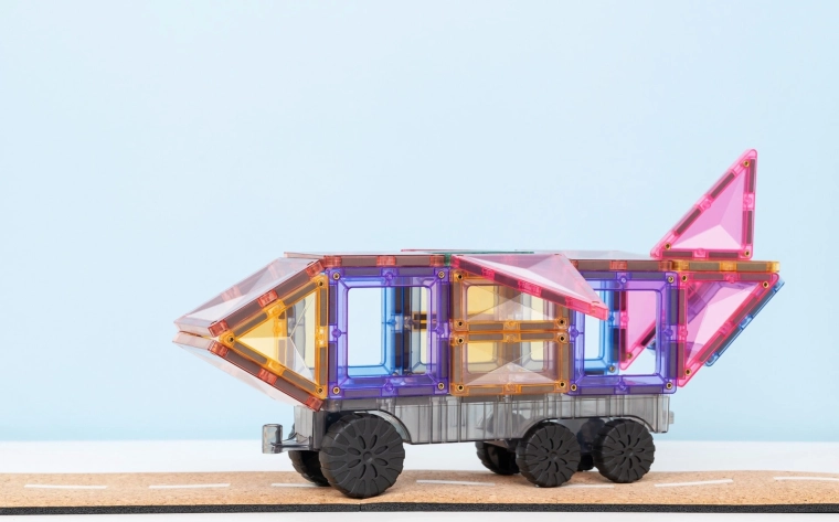 Costruzione di mezzi di trasporto con ruote funzionanti