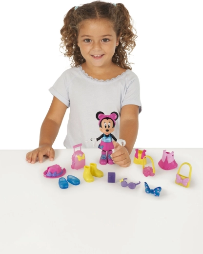 Gioco ricco di fantasia a casa e in viaggio