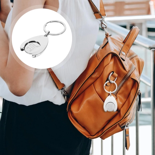 Facile da agganciare a chiavi e zaino