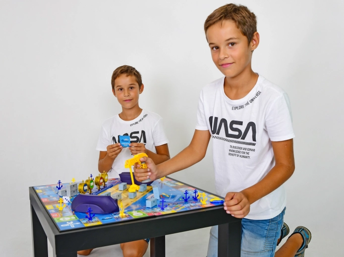 Gioco strategico per famiglie nel mondo del trasporto marittimo