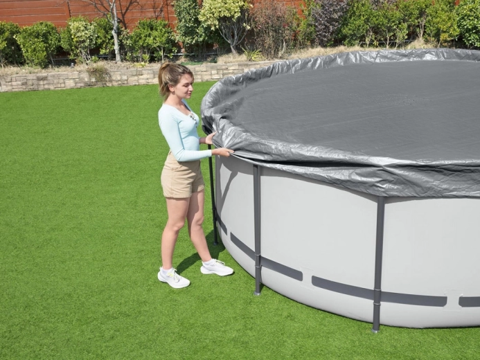 Aperture di drenaggio contro l’accumulo d’acqua