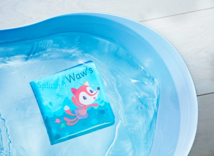 Pratico libro da bagno