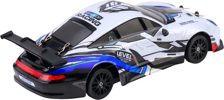 Pronta per il drift: ruote intercambiabili incluse