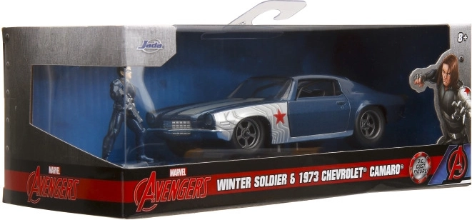 Personaggio di Winter Soldier incluso nella confezione