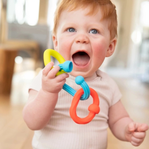 Adatti alle manine e alle gengive dei più piccoli