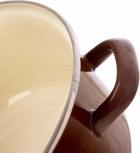 Smalto resistente e bordo in acciaio inox