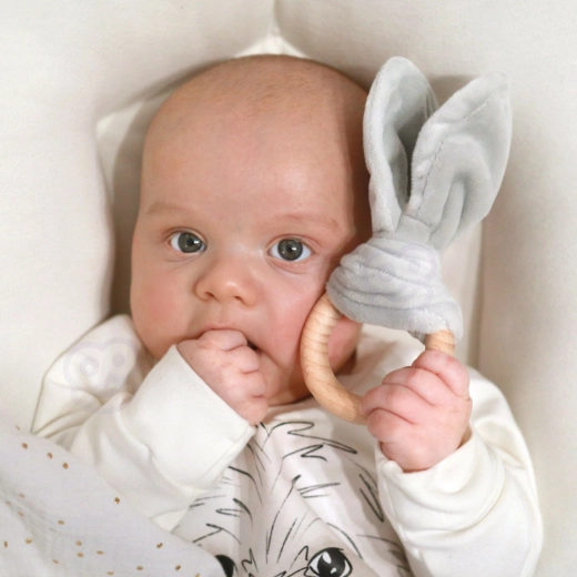 Sollievo per le gengive e prime coordinazioni