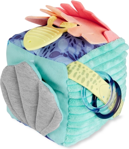 Texture diverse e elementi fruscianti