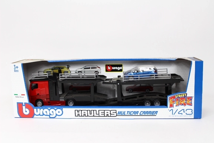 Bburago StreetFire trasportatore di auto Mercedes-Benz Actros 1:43 con Renault Captur