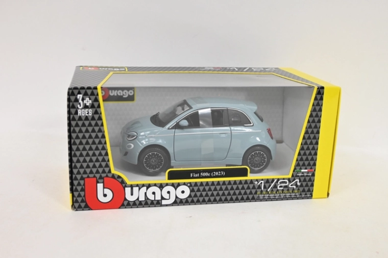 Bburago Fiat 500e 2023 in scala 1:24 in blu metallizzato