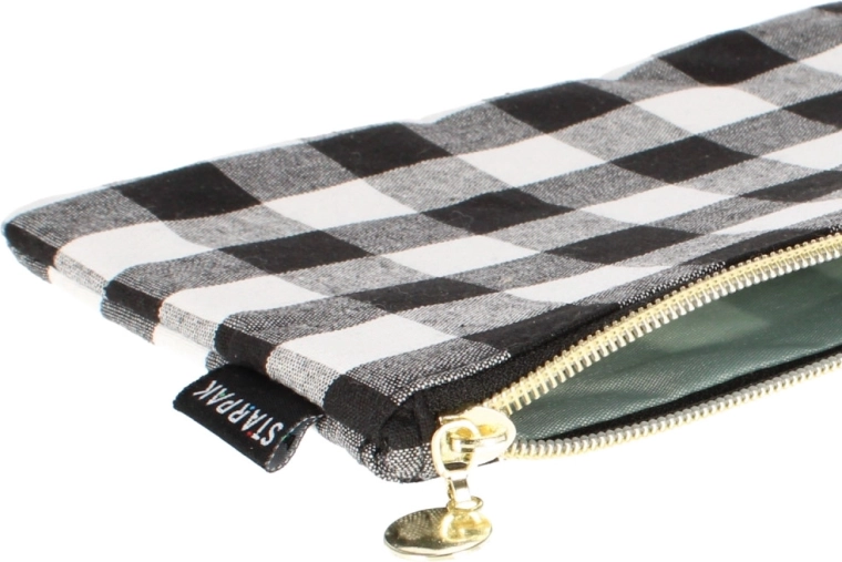 Dimensioni compatte per ogni borsa