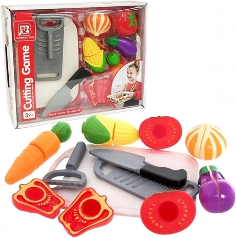 Verdure da tagliare per bambini con tagliere