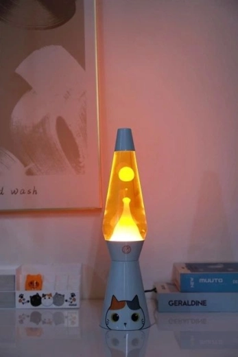 Dimensioni compatte per scrivania e mensola