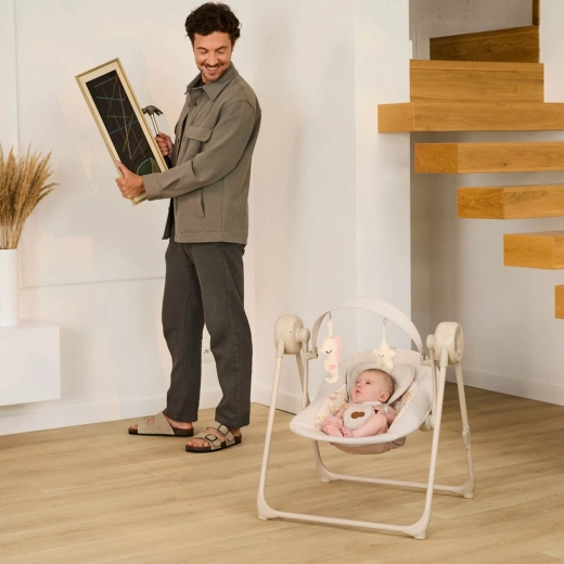 Comfort e sicurezza: 2 posizioni della seduta e cinture a 5 punti