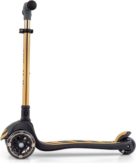 Cresce con il bambino grazie al manubrio regolabile