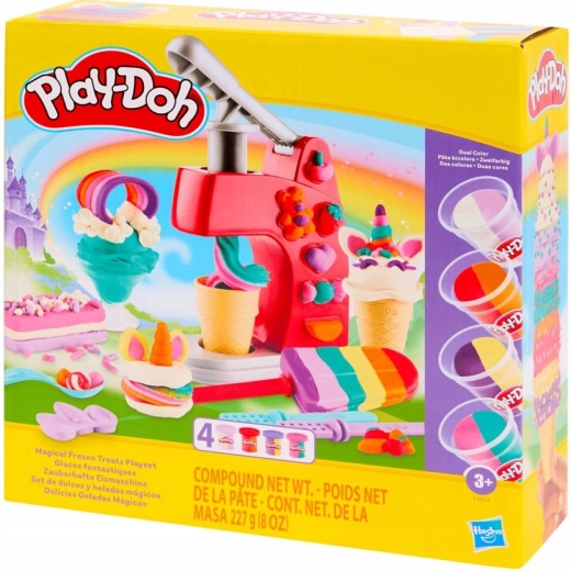 Divertimento gelato con decorazioni unicorno