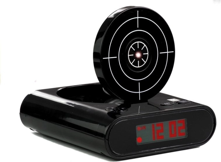 Mira, spara e spegni la sveglia