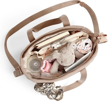 Organizzazione studiata con 9 tasche