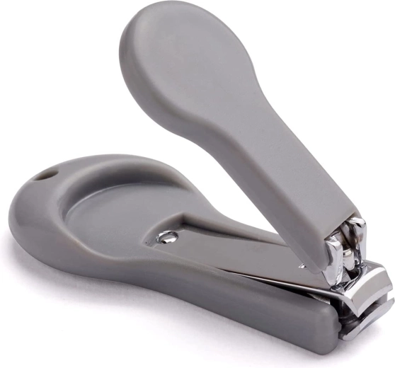 Taglio delle unghie in sicurezza