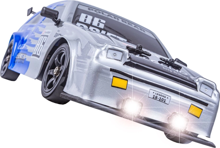 Luci LED e carrozzeria sportiva