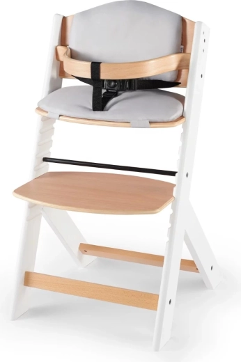 Comfort durante i pasti e il gioco grazie a imbottitura ed ergonomia