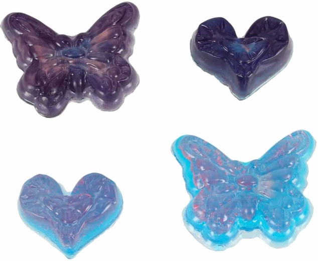 Stampi a forma di cuore e farfalla