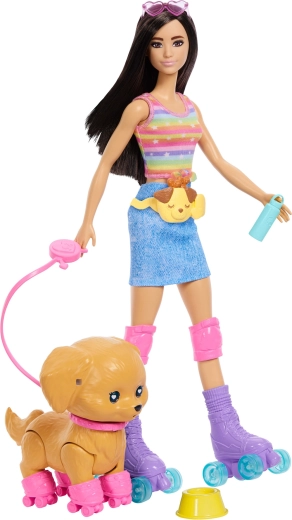 Giro insieme di Barbie e del cagnolino