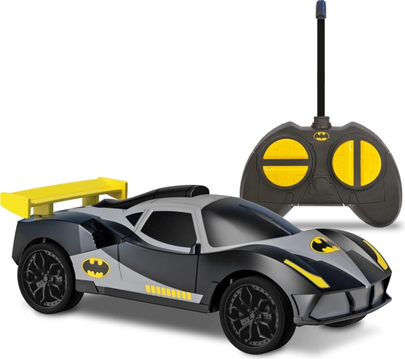 Design Batman e look sportivo