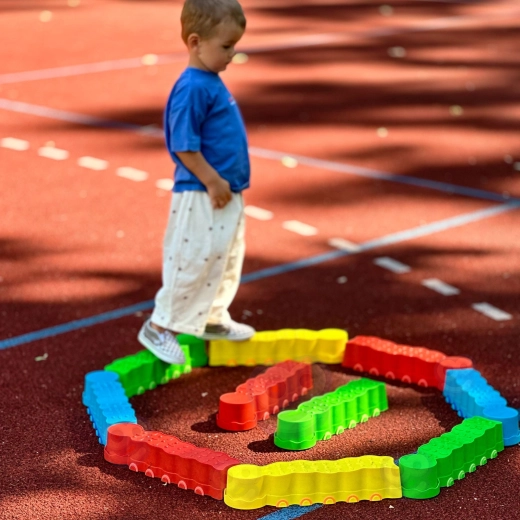 Divertimento colorato e stabile