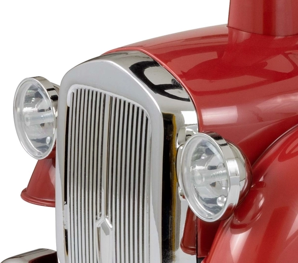 Look retrò con mascherina cromata