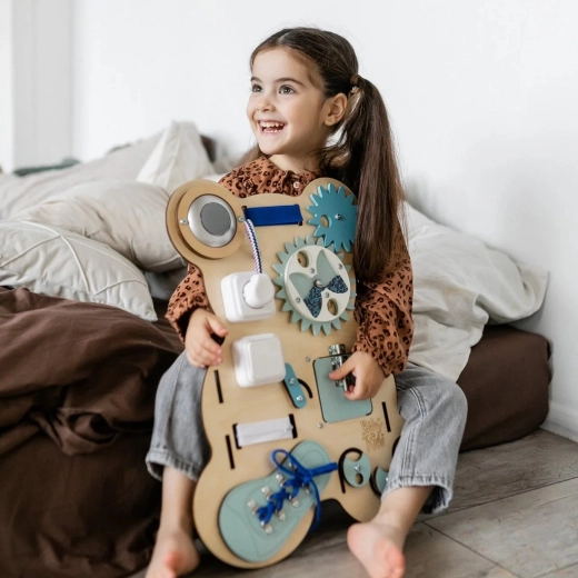 Gioco Montessori per piccoli esploratori
