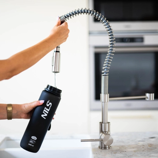 Riempimento comodo e controllo dell’assunzione di liquidi
