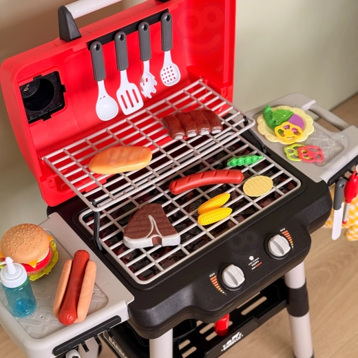 Ampia dotazione per i piccoli chef