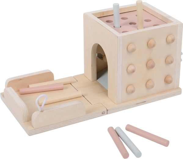 Legno di qualità e bordi arrotondati per un gioco sicuro