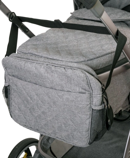 Borsa e ampio cestino portaoggetti