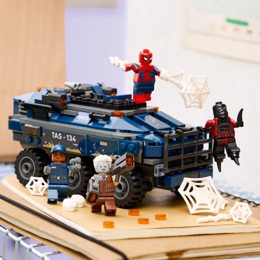 4 minifigure e accessori per storie Marvel