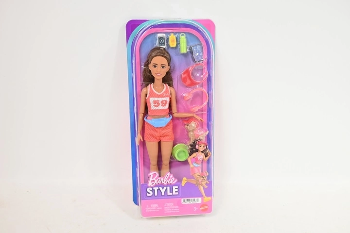 Barbie bambola sportiva runner con cagnolino
